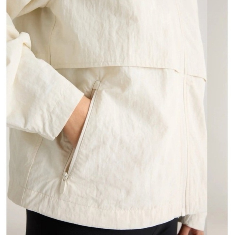 Quince Water Repellent Windbreaker Jacket Tofu Cream Large - Picture 4 of 12